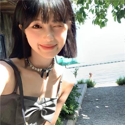 美艳彗星